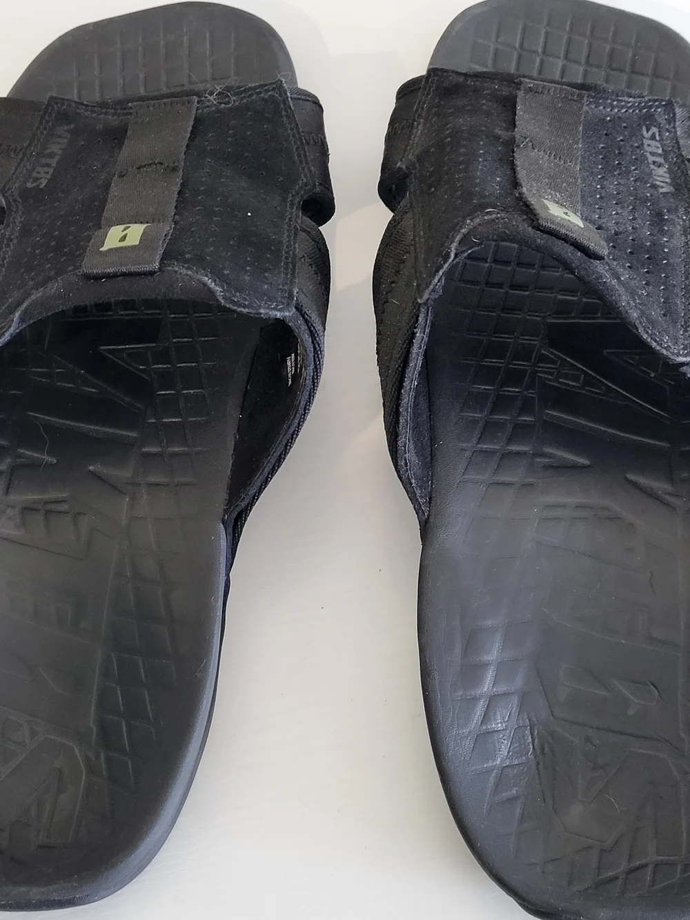 Viktos Ruck Recovery Black Nightfjall Comfort EVA Sandal Slide Shoe Men 12 EUC